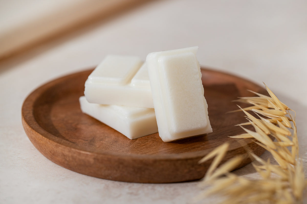 Dark Honey and Tobacco Natural Soy Wax Melt Paraben and Phthalate Free